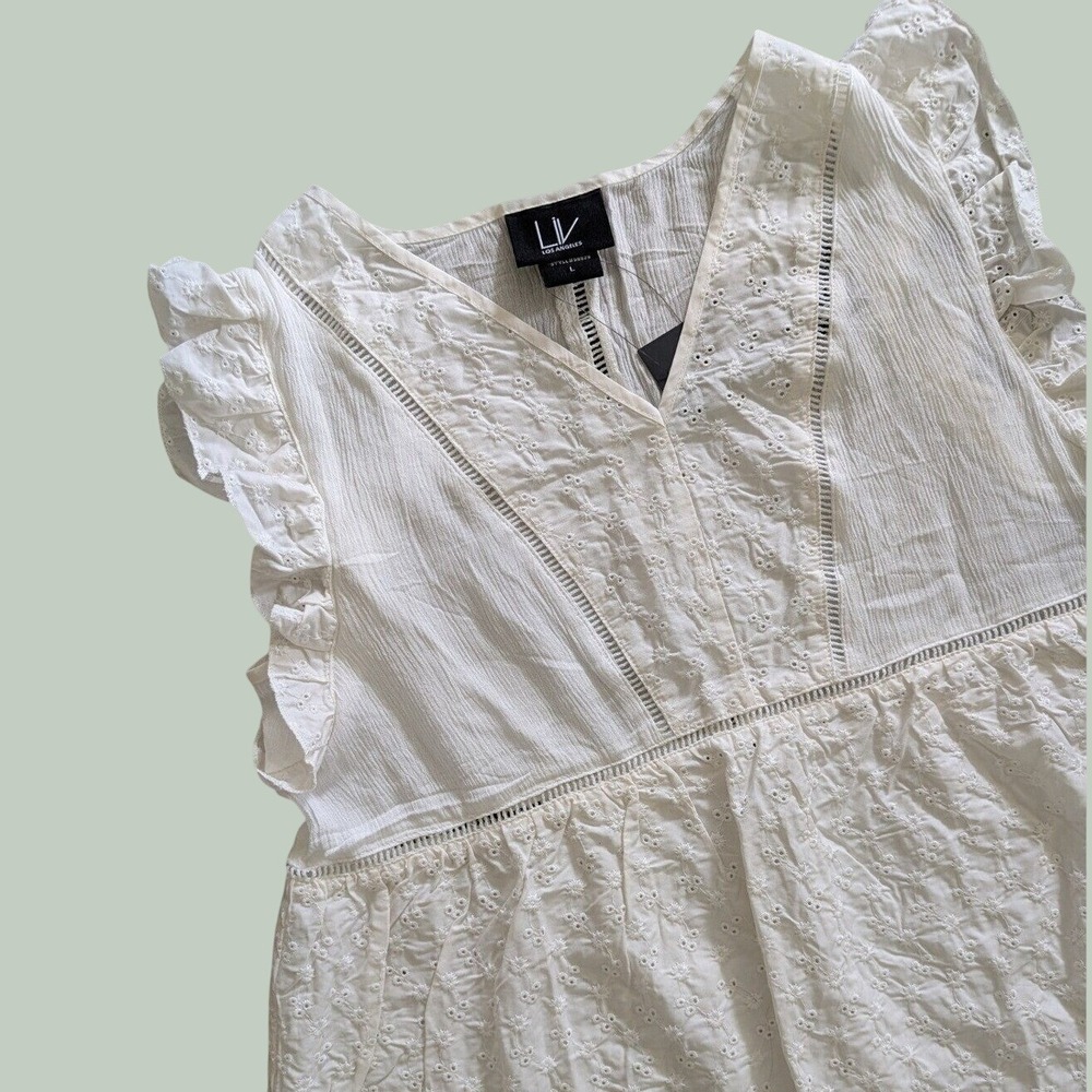 NWT LIV Los Angeles White Eyelet Embroidered Babydoll Top Boho Ruffle Size L